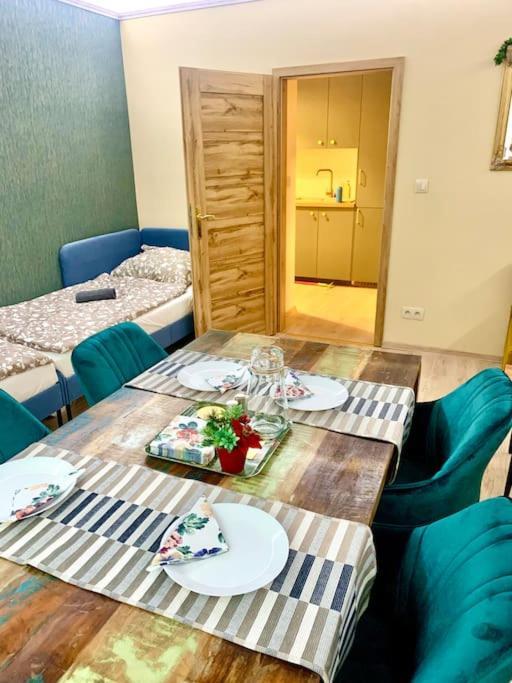 Brand New, Design Apartment Jojo, Oldtown, Balcony Bratislava Esterno foto