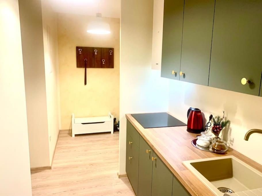 Brand New, Design Apartment Jojo, Oldtown, Balcony Bratislava Esterno foto